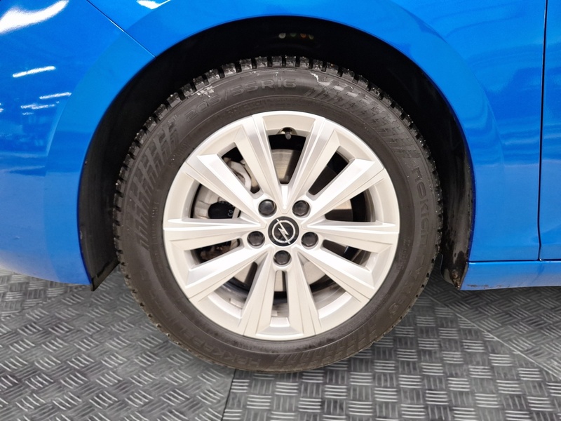 Opel Astra vaihtoauto