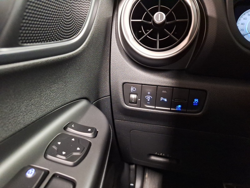 Hyundai Kona vaihtoauto