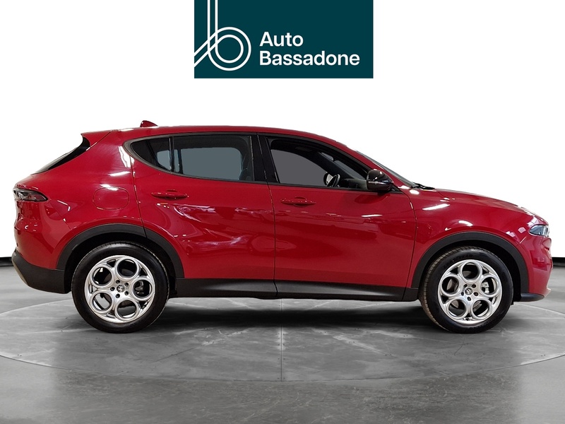 Alfa Romeo Tonale vaihtoauto