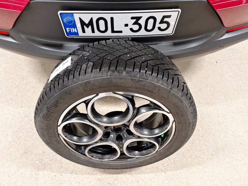 Alfa Romeo Tonale vaihtoauto