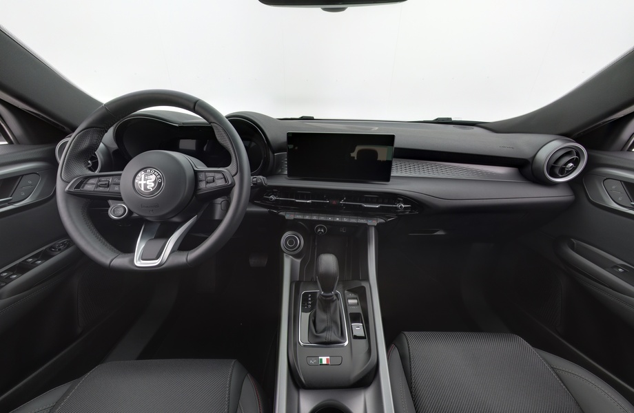 Alfa Romeo Tonale vaihtoauto