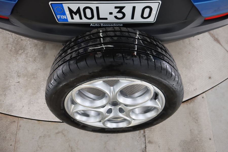 Alfa Romeo Tonale vaihtoauto