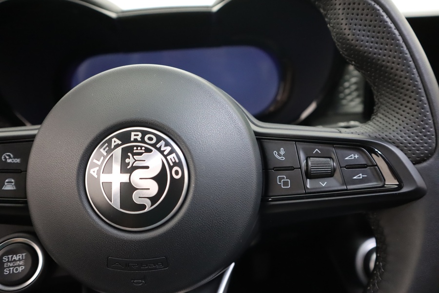 Alfa Romeo Tonale vaihtoauto