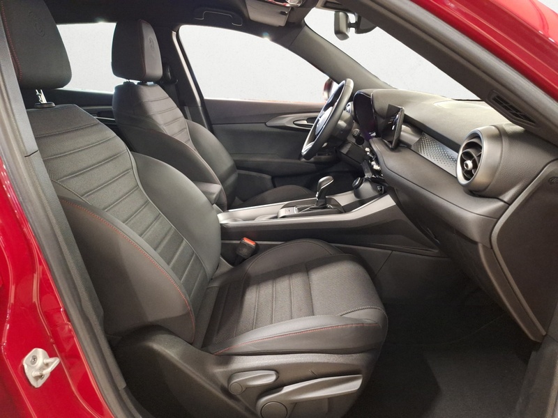 Alfa Romeo Tonale vaihtoauto