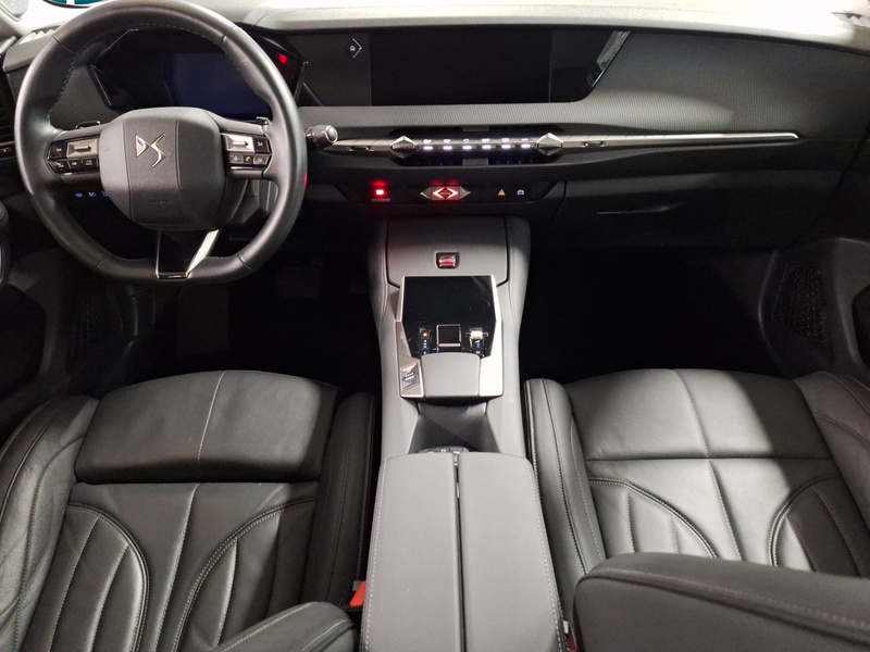 DS 4 vaihtoauto