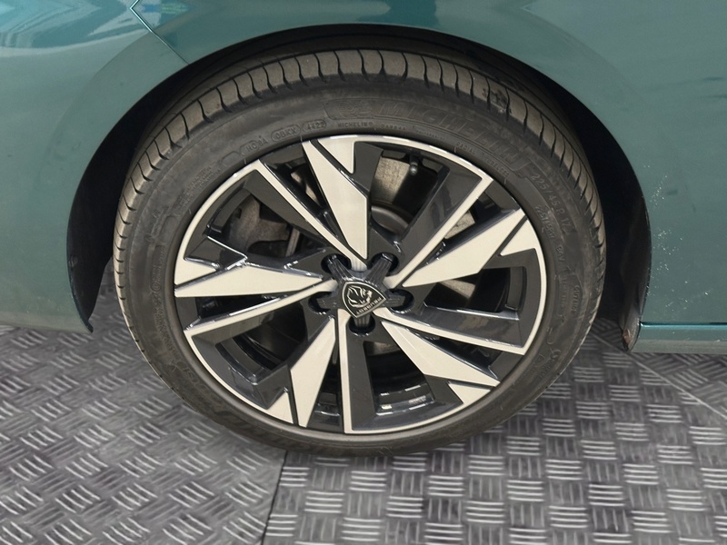 Peugeot 308 vaihtoauto