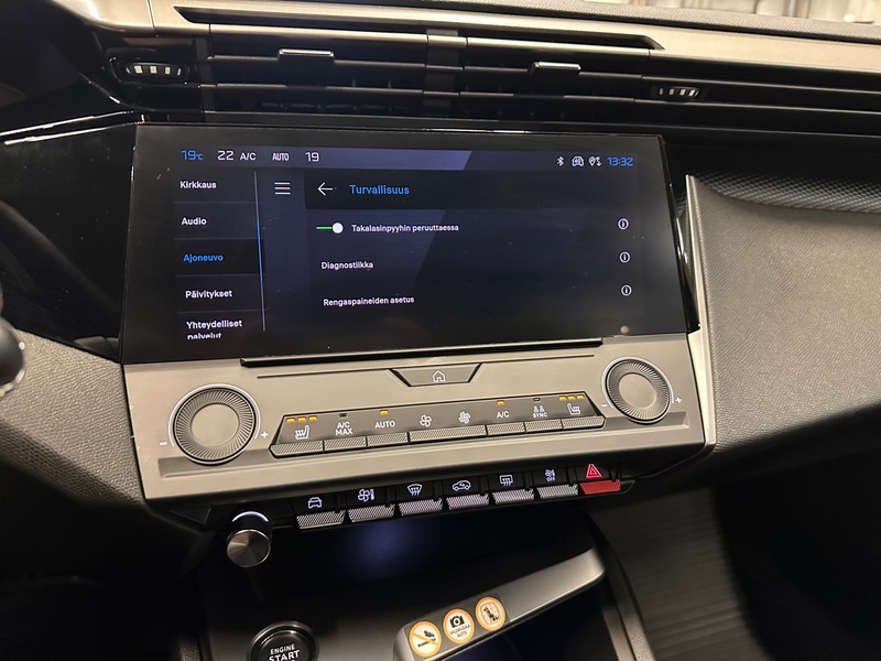 Peugeot 308 vaihtoauto