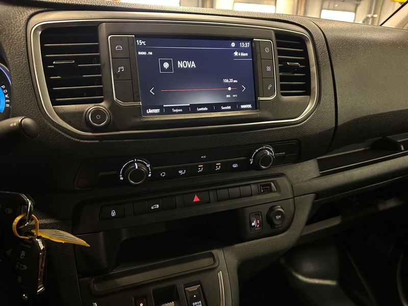 Opel Vivaro-e vaihtoauto