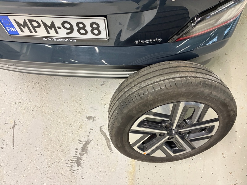 Hyundai Kona vaihtoauto