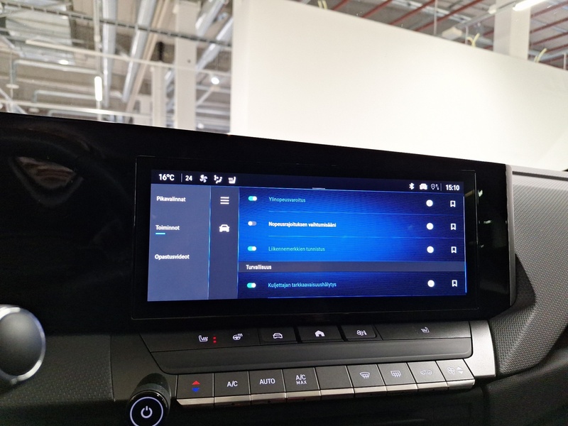 Opel Astra vaihtoauto