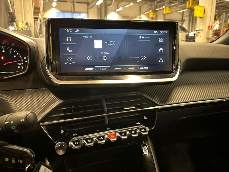 Peugeot 2008 vaihtoauto