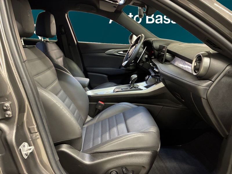 Alfa Romeo Tonale vaihtoauto