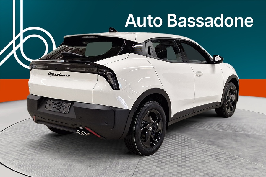 Alfa Romeo Junior vaihtoauto