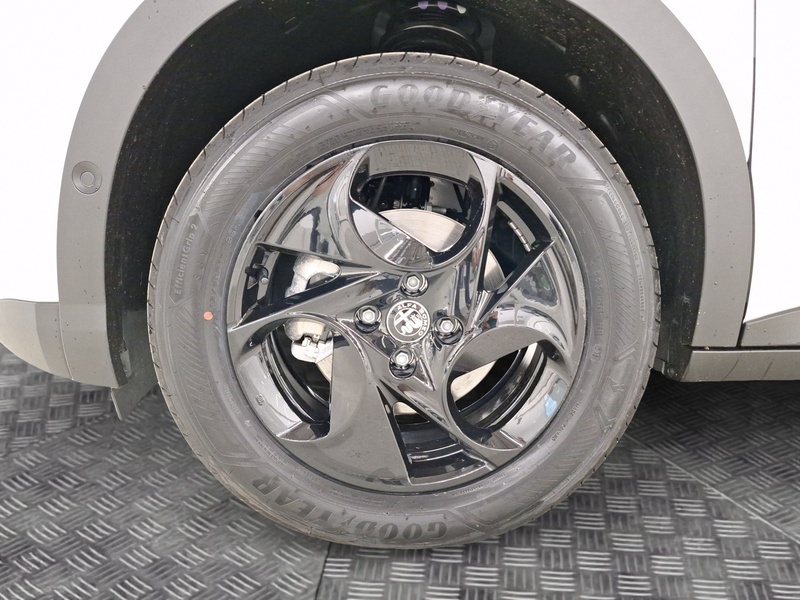 Alfa Romeo Junior vaihtoauto