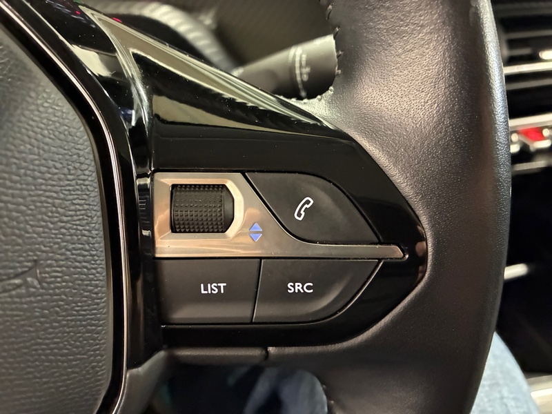 Peugeot 208 vaihtoauto