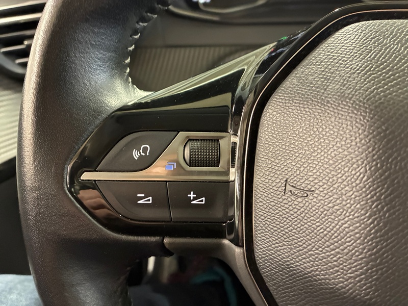 Peugeot 208 vaihtoauto