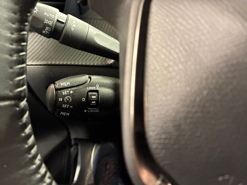 Peugeot 208 vaihtoauto