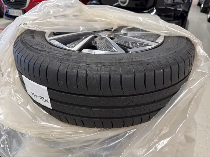 Hyundai IONIQ electric vaihtoauto