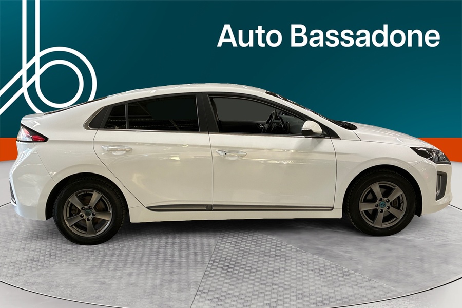 Hyundai IONIQ electric vaihtoauto