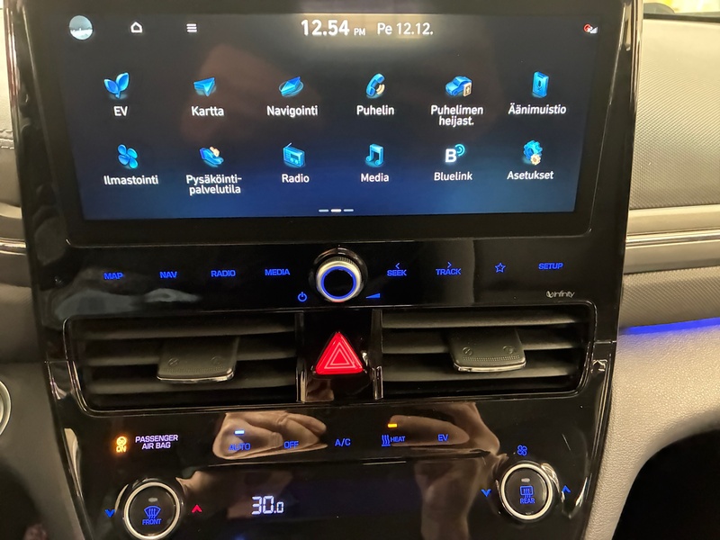 Hyundai IONIQ electric vaihtoauto