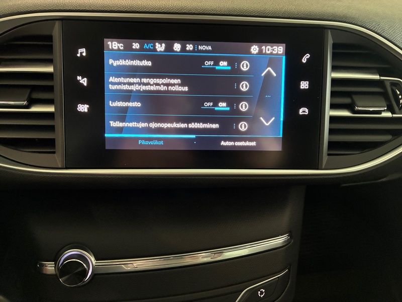 Peugeot 308 vaihtoauto