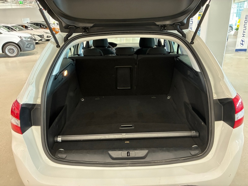 Peugeot 308 vaihtoauto