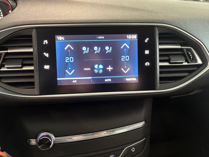 Peugeot 308 vaihtoauto