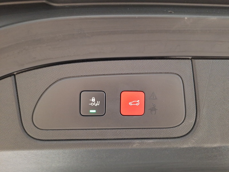 DS 7 Crossback vaihtoauto