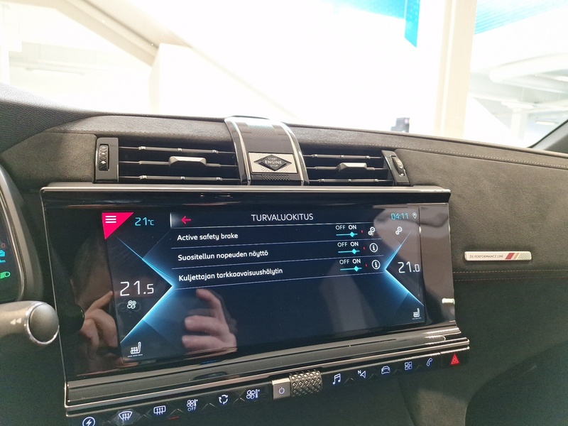 DS 7 Crossback vaihtoauto