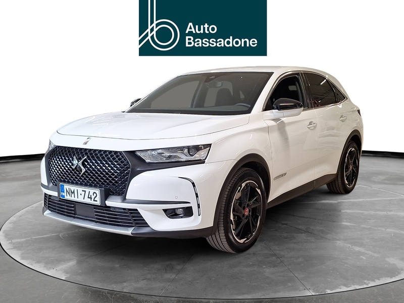 DS 7 Crossback vaihtoauto
