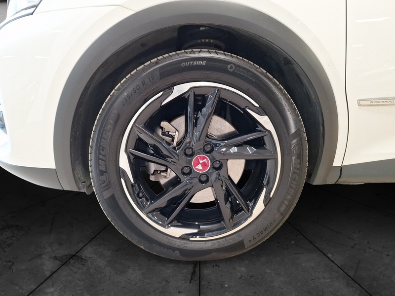 DS 7 Crossback vaihtoauto