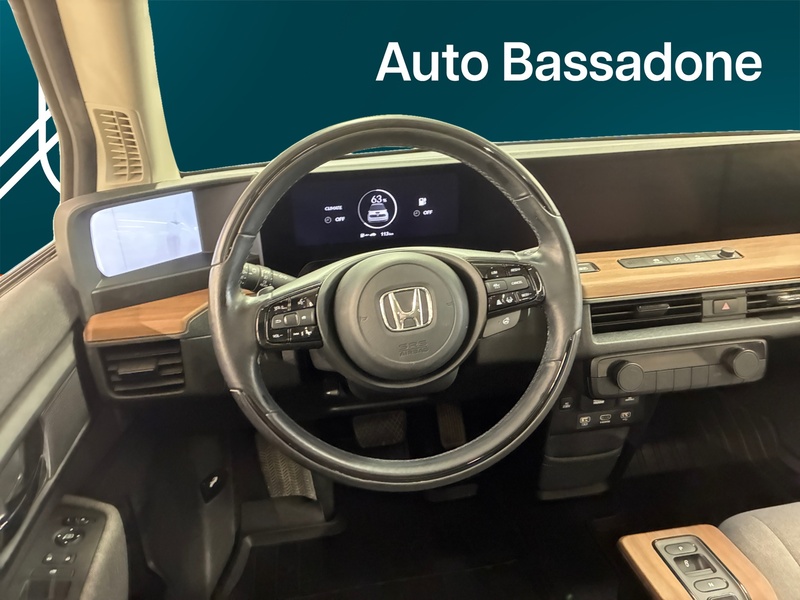 Honda e vaihtoauto