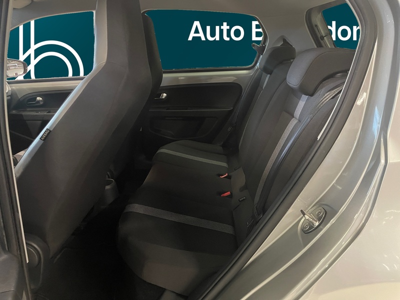 Volkswagen up! vaihtoauto