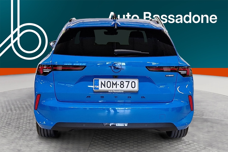 Opel Astra vaihtoauto