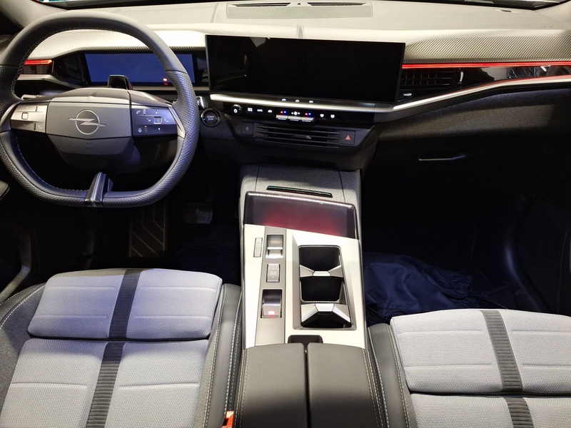 Opel Grandland vaihtoauto