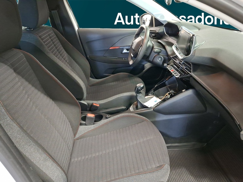 Peugeot 208 vaihtoauto