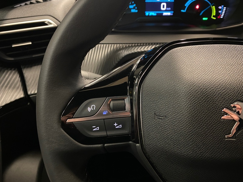 Peugeot e-2008 vaihtoauto