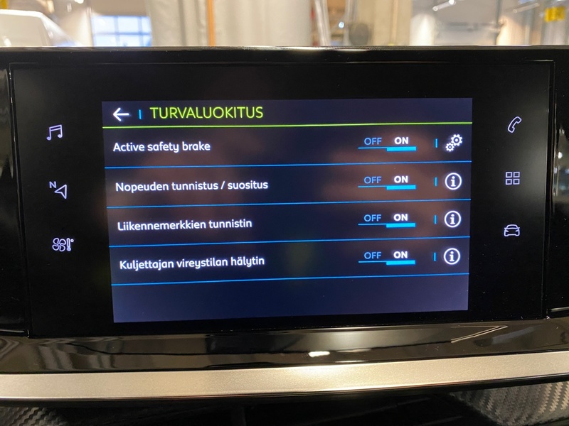 Peugeot e-2008 vaihtoauto