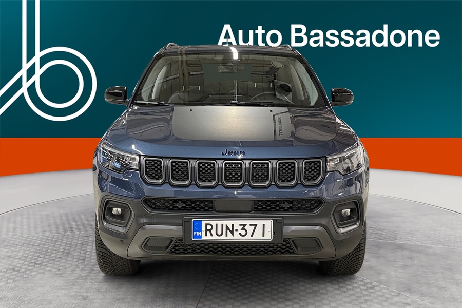 Jeep Compass vaihtoauto