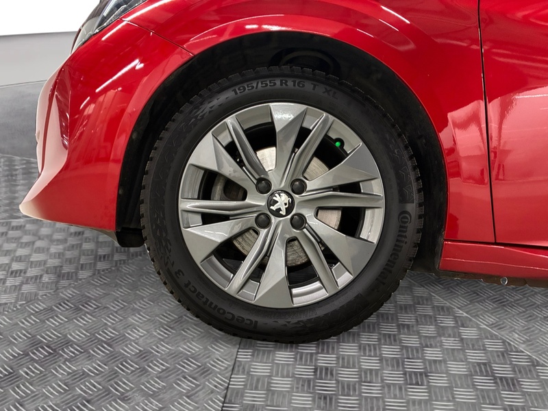 Peugeot 208 vaihtoauto