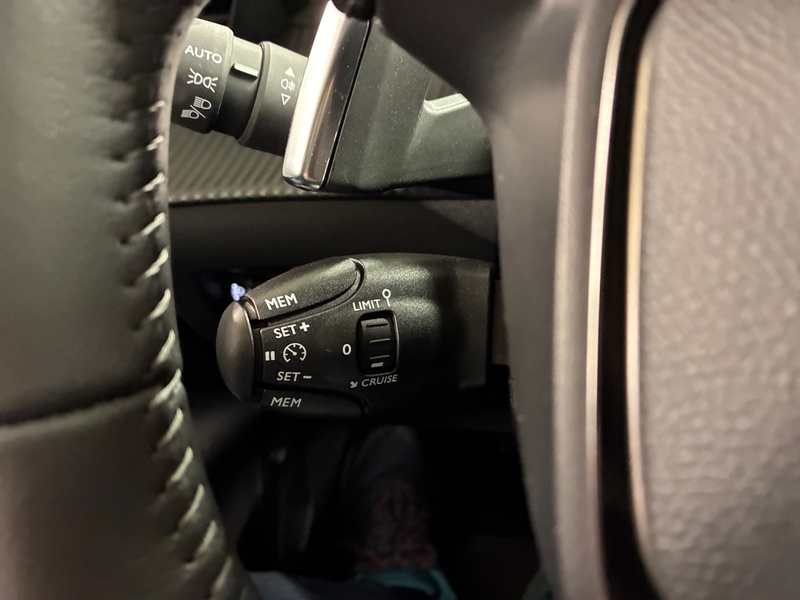 Peugeot 208 vaihtoauto