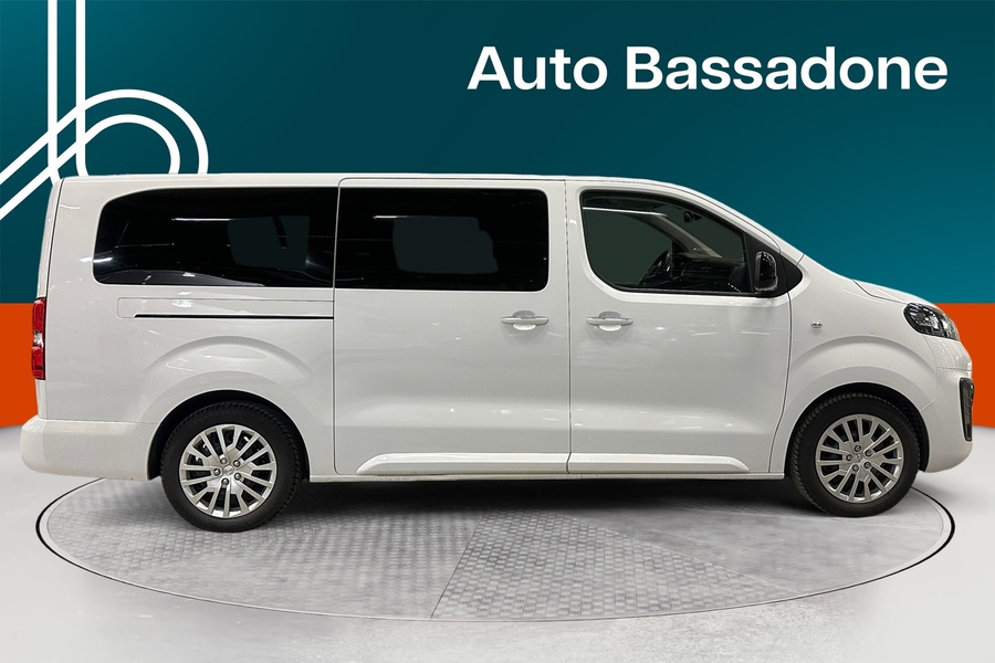 Opel Zafira-e vaihtoauto