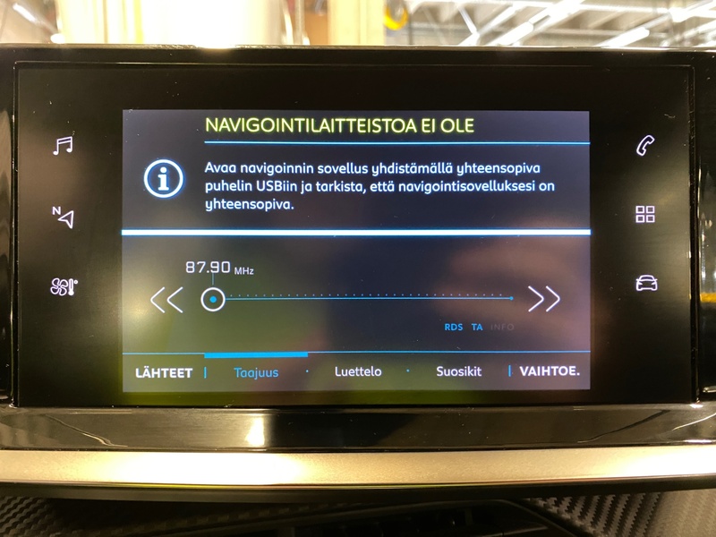 Peugeot e-2008 vaihtoauto