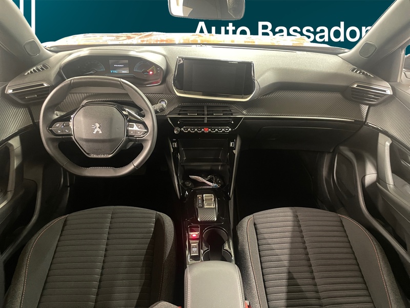 Peugeot e-2008 vaihtoauto