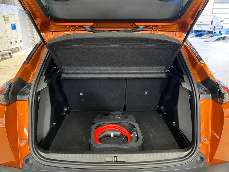 Peugeot e-2008 vaihtoauto