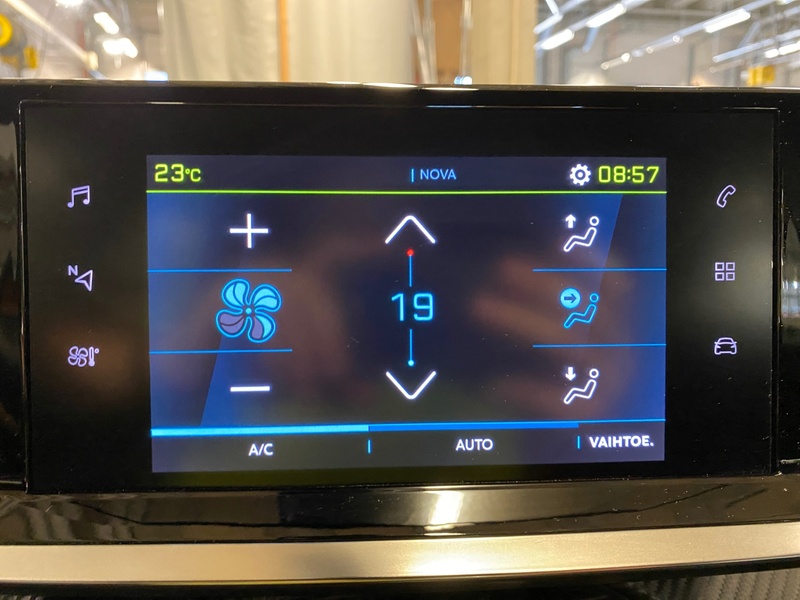 Peugeot e-2008 vaihtoauto