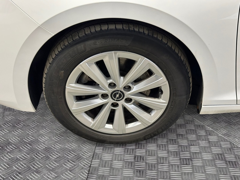 Opel Astra vaihtoauto