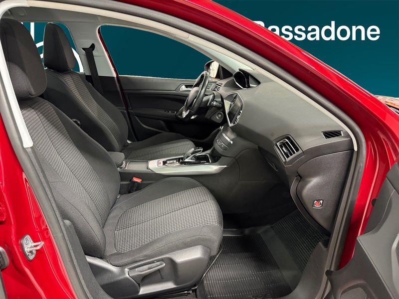 Peugeot 308 vaihtoauto