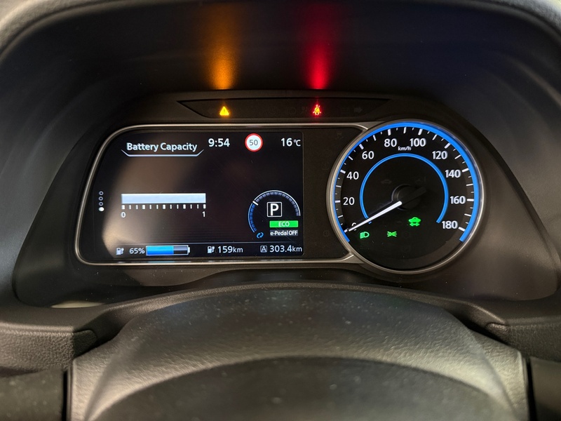 Nissan Leaf vaihtoauto