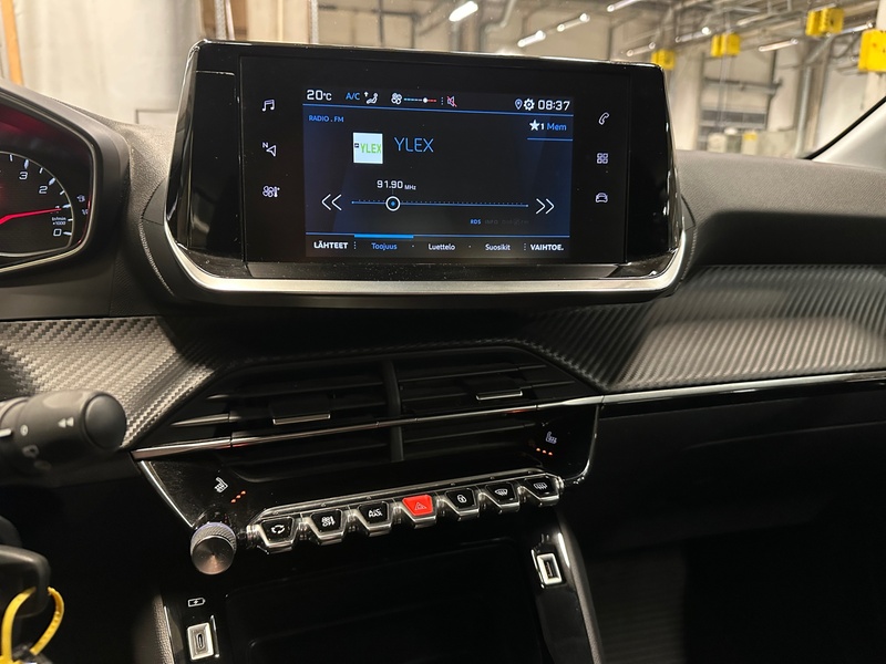 Peugeot 208 vaihtoauto